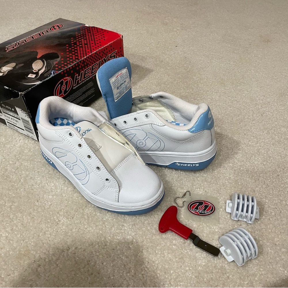 Vintage 2000s Women’s/Kids Heelys White/Light Blue - NEW - W 5 / Youth Kids 4